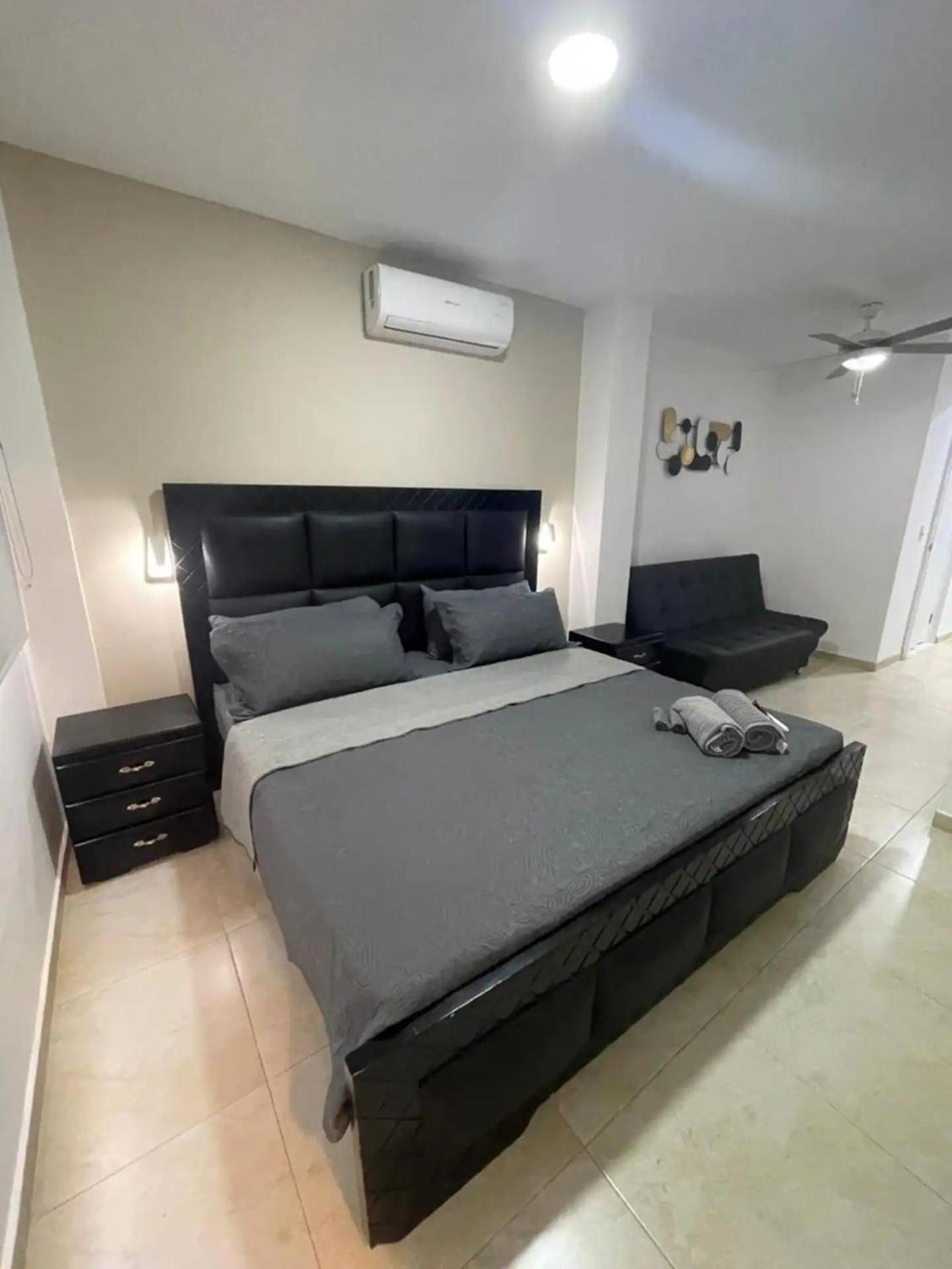 Miami Hotel Cartagena - Luxury Apartments Экстерьер фото
